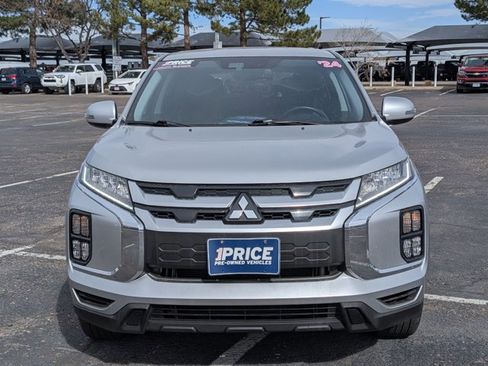 Used 2024 Mitsubishi Outlander Sport SE image 2