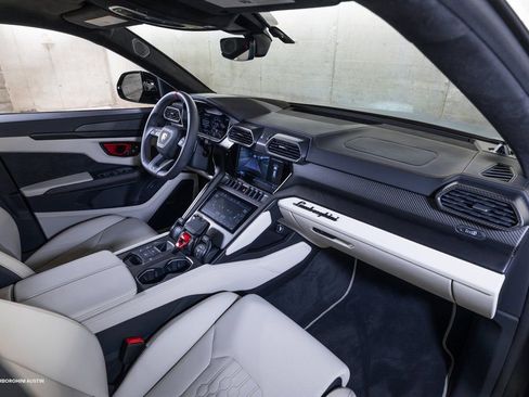 Used 2024 Lamborghini Urus S AWD/4WD image 48