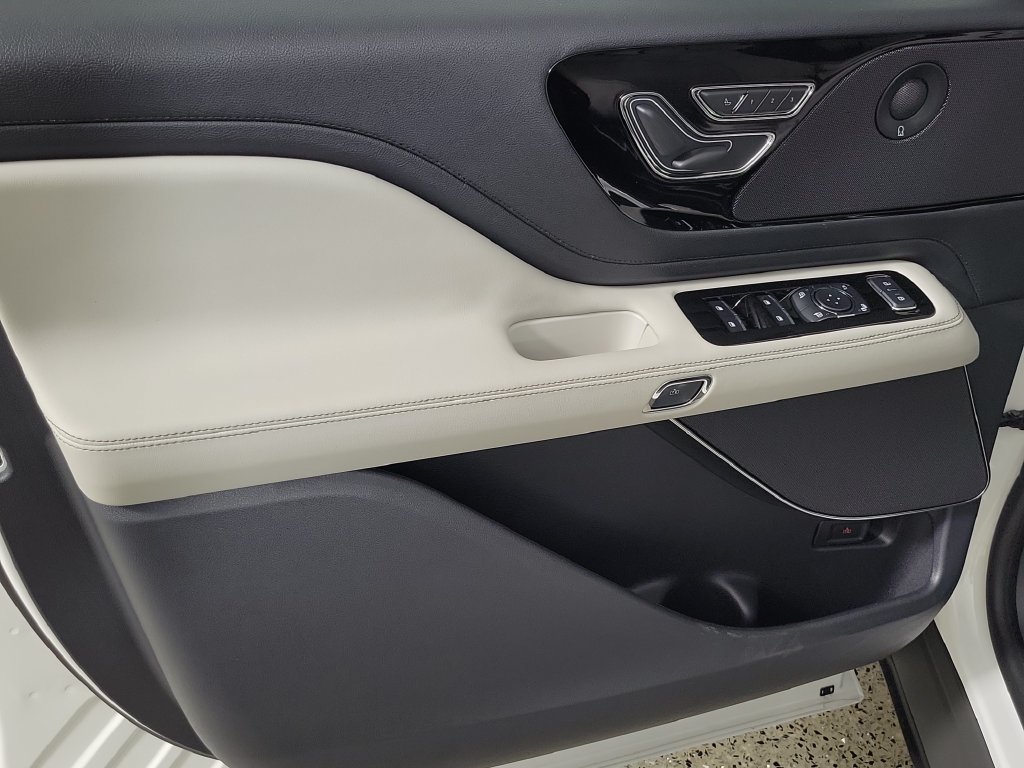 New 2027 Lincoln Aviator Reserve RWD image 19