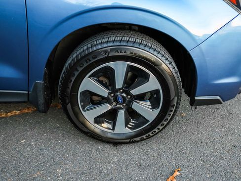 Used 2017 Subaru Forester 2.5i Limited image 7