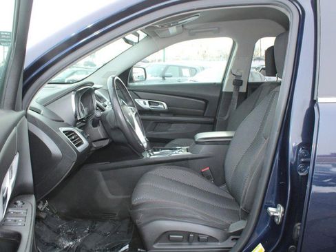 Used 2017 GMC Terrain SLE w/ Convenience Package image 9