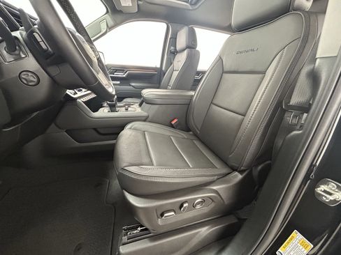 Used 2025 GMC Sierra 1500 Denali w/ Technology Package image 32