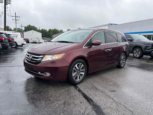 Used 2016 Honda Odyssey Touring image 1