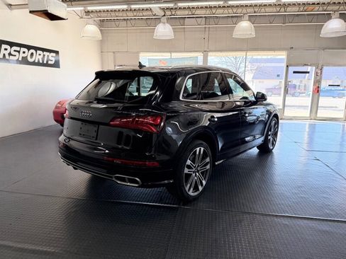 Used 2018 Audi SQ5 Prestige w/ Prestige Package image 11