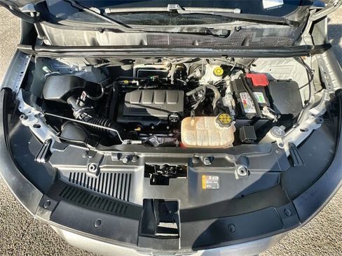 Used 2020 Chevrolet Trax LT image 28