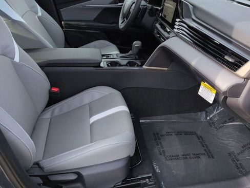 Used 2026 Toyota Camry SE image 27