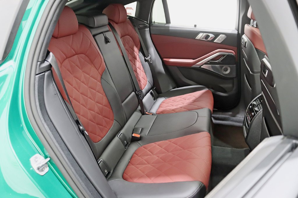 Used 2026 BMW X6 M60i w/ Executive Package AWD/4WD image 32