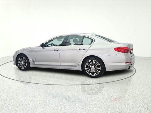 Used 2019 BMW 530i xDrive w/ Convenience Package AWD/4WD image 5