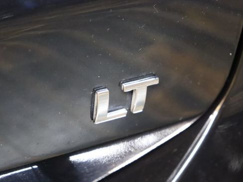 Used 2020 Chevrolet Equinox LT FWD image 25