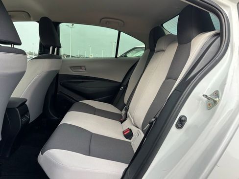 Used 2024 Toyota Corolla LE image 6