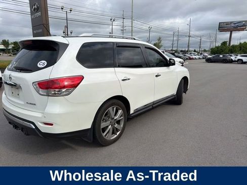 Used 2015 Nissan Pathfinder Platinum FWD image 4