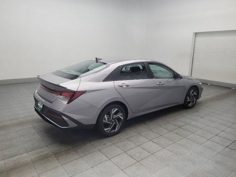 Used 2025 Hyundai Elantra Sport FWD image 10