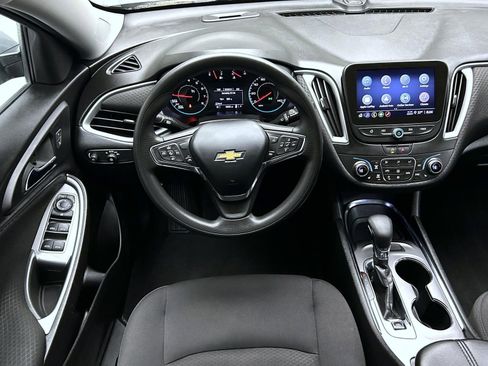 Used 2023 Chevrolet Malibu LT image 12