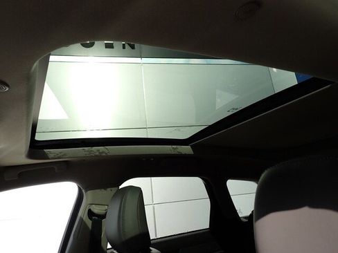 New 2026 Lincoln Corsair Premiere image 27