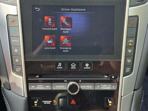 Used 2024 INFINITI Q50 Luxe w/ Cargo Package RWD image 30