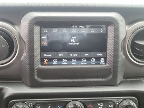 Used 2022 Jeep Gladiator Willys image 19