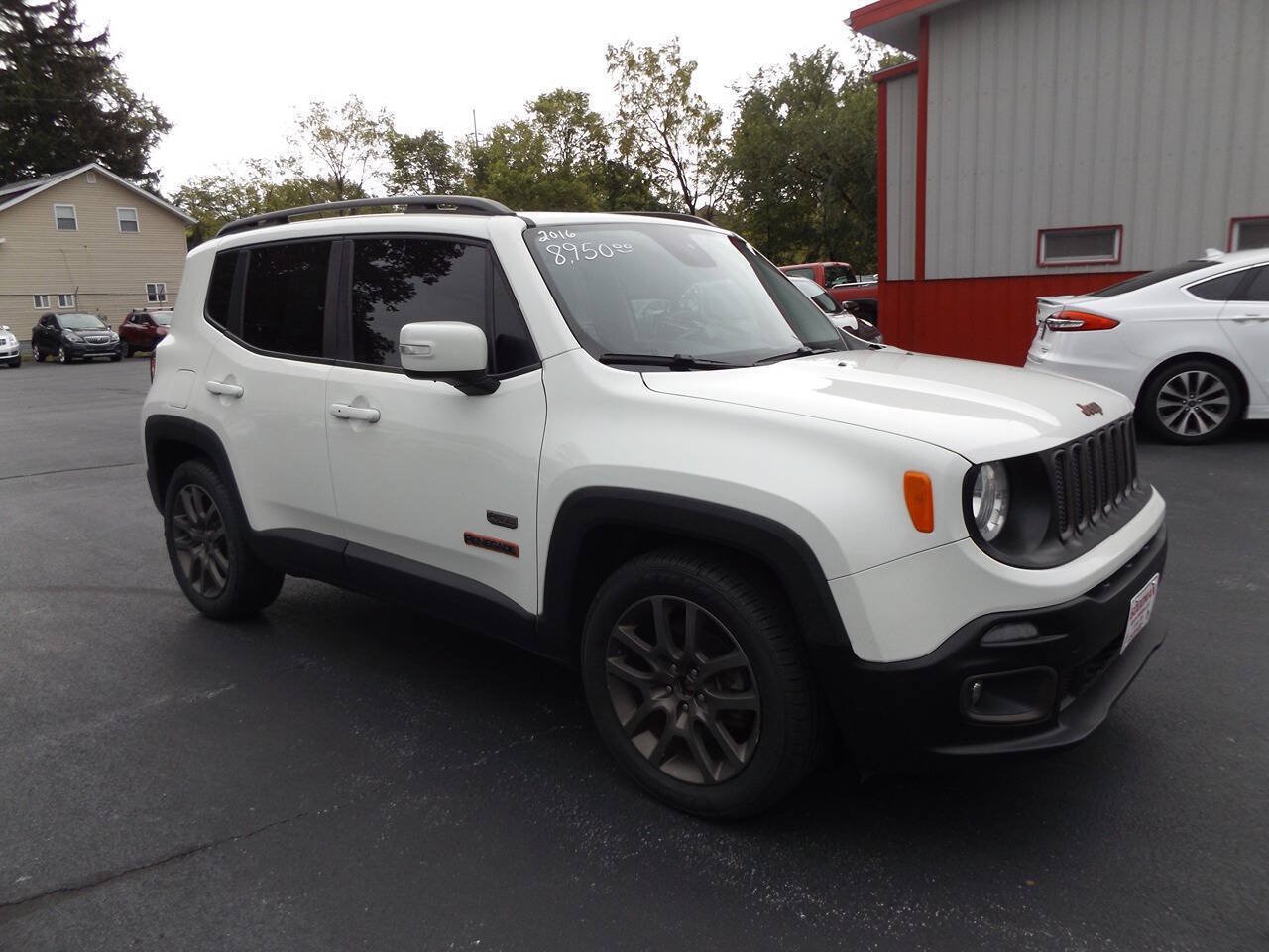 Used 2016 Jeep Renegade 75th Anniversary FWD image 5