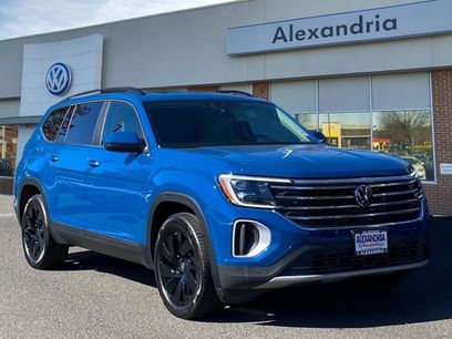 Certified 2025 Volkswagen Atlas SE