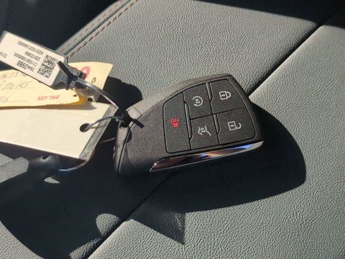 New 2026 GMC Terrain AT4 w/ Convenience Package III AWD/4WD image 18