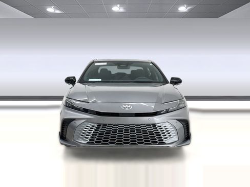 Used 2025 Toyota Camry XSE w/ Premium Plus Package image 6