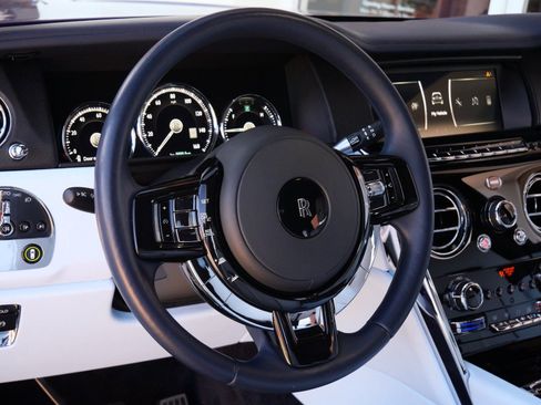 Certified 2023 Rolls-Royce Cullinan image 17