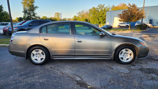 Used 2003 Nissan Altima 2.5 S FWD image 4