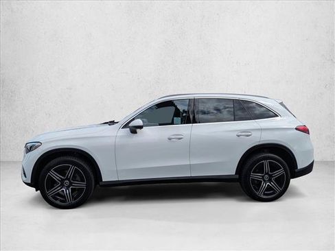 Certified 2026 Mercedes-Benz GLC 300 image 5
