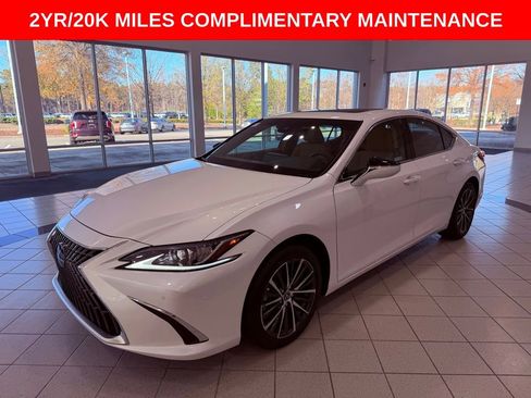 Certified 2024 Lexus ES 350 w/ Premium Package image 3