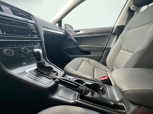 Used 2019 Volkswagen Golf S AWD/4WD image 55