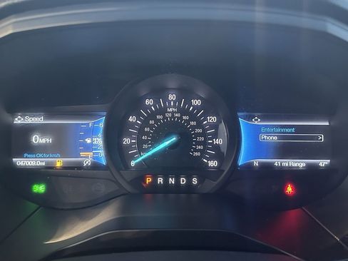 Used 2024 Ford Edge Titanium image 26