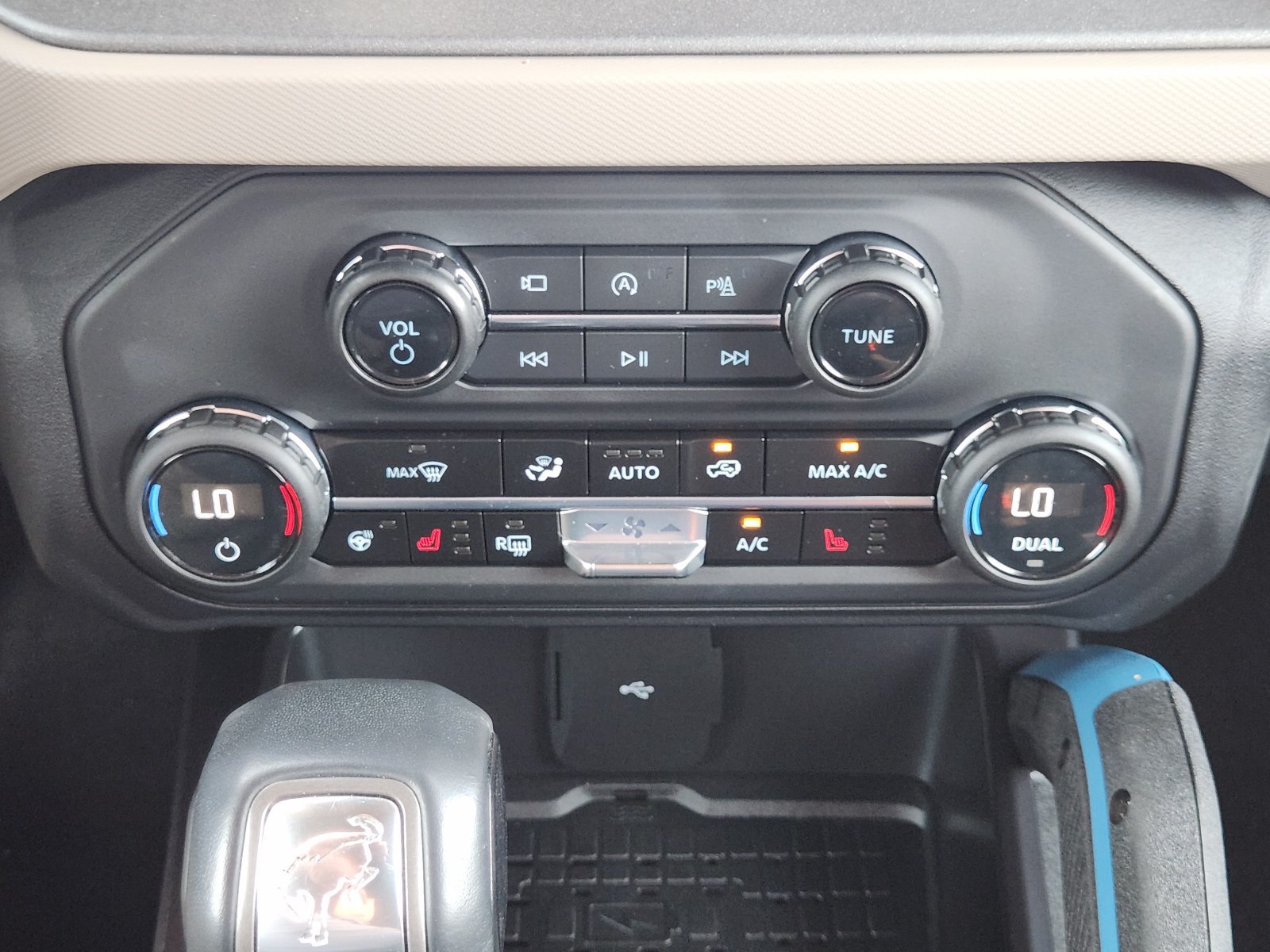 Used 2024 Ford Bronco Wildtrak AWD/4WD image 20
