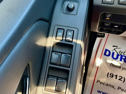 Used 2023 Nissan Frontier PRO-4X w/ Pro-4X Premium Package image 25