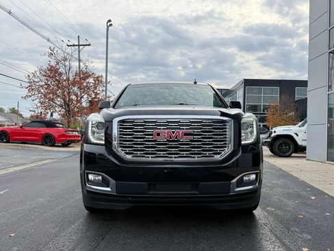 Used 2018 GMC Yukon Denali image 6