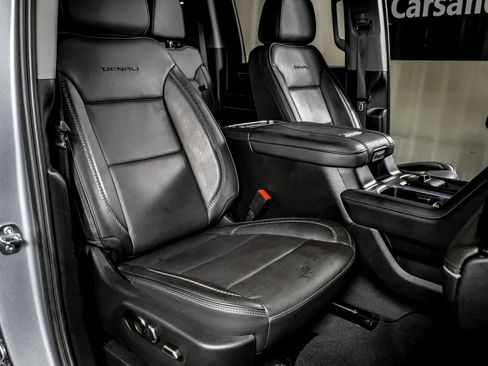 Used 2025 GMC Sierra 3500 Denali w/ Denali Reserve Package AWD/4WD image 32