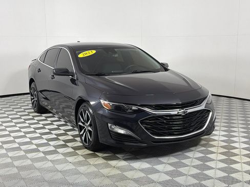 Used 2023 Chevrolet Malibu RS FWD image 3
