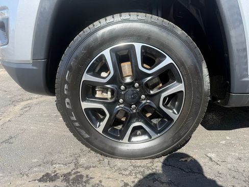 Used 2021 Jeep Compass Trailhawk AWD/4WD image 9