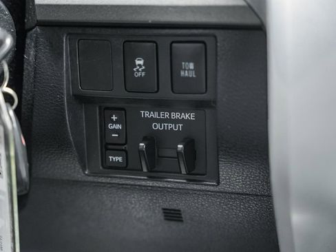 Used 2016 Toyota Tundra SR5 w/ SR5 Upgrade Package image 22