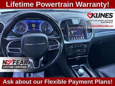 Used 2021 Chrysler 300 Touring L image 15