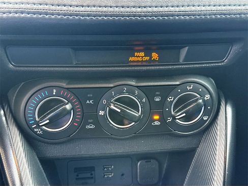 Used 2016 Scion iA image 15