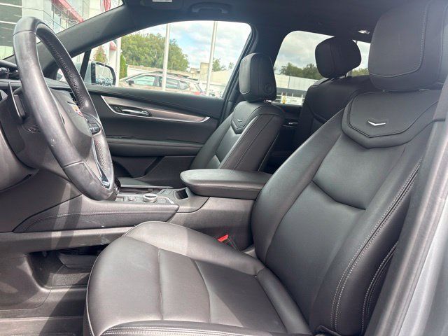 Certified 2024 Cadillac XT6 Luxury w/ LPO, Floor Liner Package AWD/4WD image 3