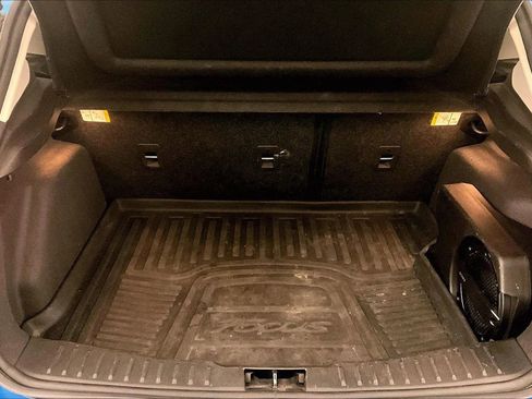 Used 2017 Ford Focus SEL w/ Cold Weather Package image 33