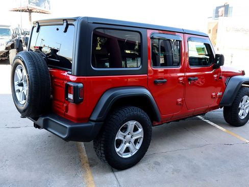 Used 2018 Jeep Wrangler Unlimited Sport S image 5