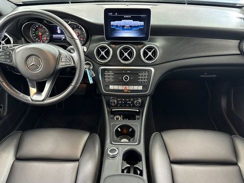 Certified 2019 Mercedes-Benz GLA 250 image 17