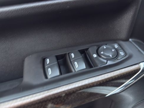 Used 2020 Chevrolet Silverado 1500 LT w/ All-Star Edition AWD/4WD image 14