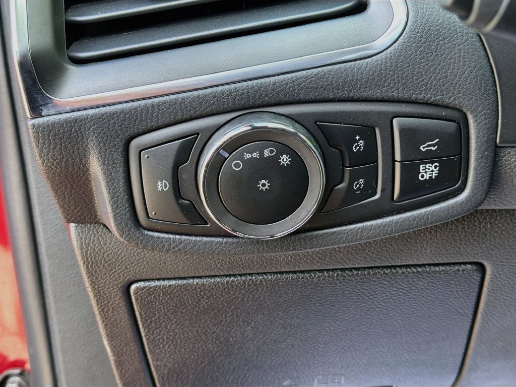 Used 2024 Ford Edge ST w/ Equipment Group 401A AWD/4WD image 10