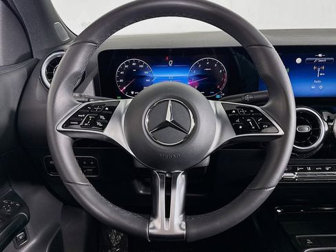 Used 2026 Mercedes-Benz GLA 250 image 17