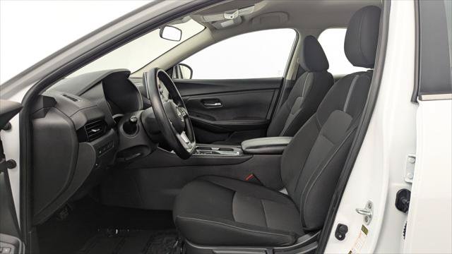 Used 2025 Nissan Sentra SV FWD image 14