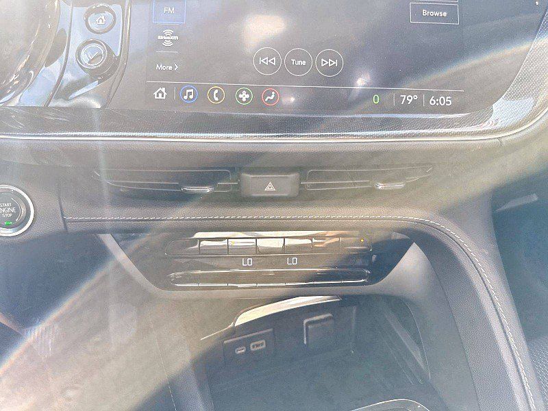 Used 2022 Buick Envision Preferred FWD image 15