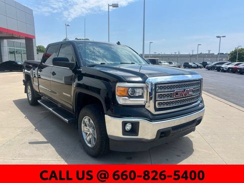 Used 2014 GMC Sierra 1500 SLE w/ SLE Value Package AWD/4WD image 3