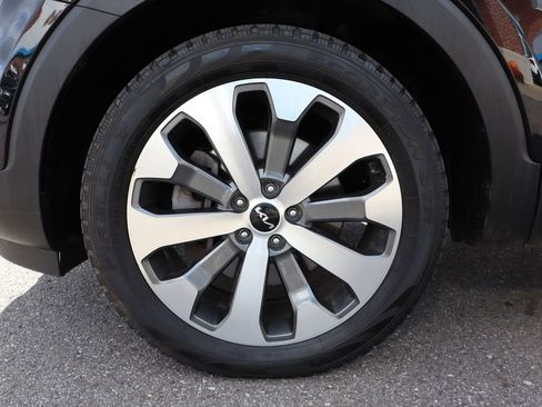 Used 2022 Kia Telluride S image 29